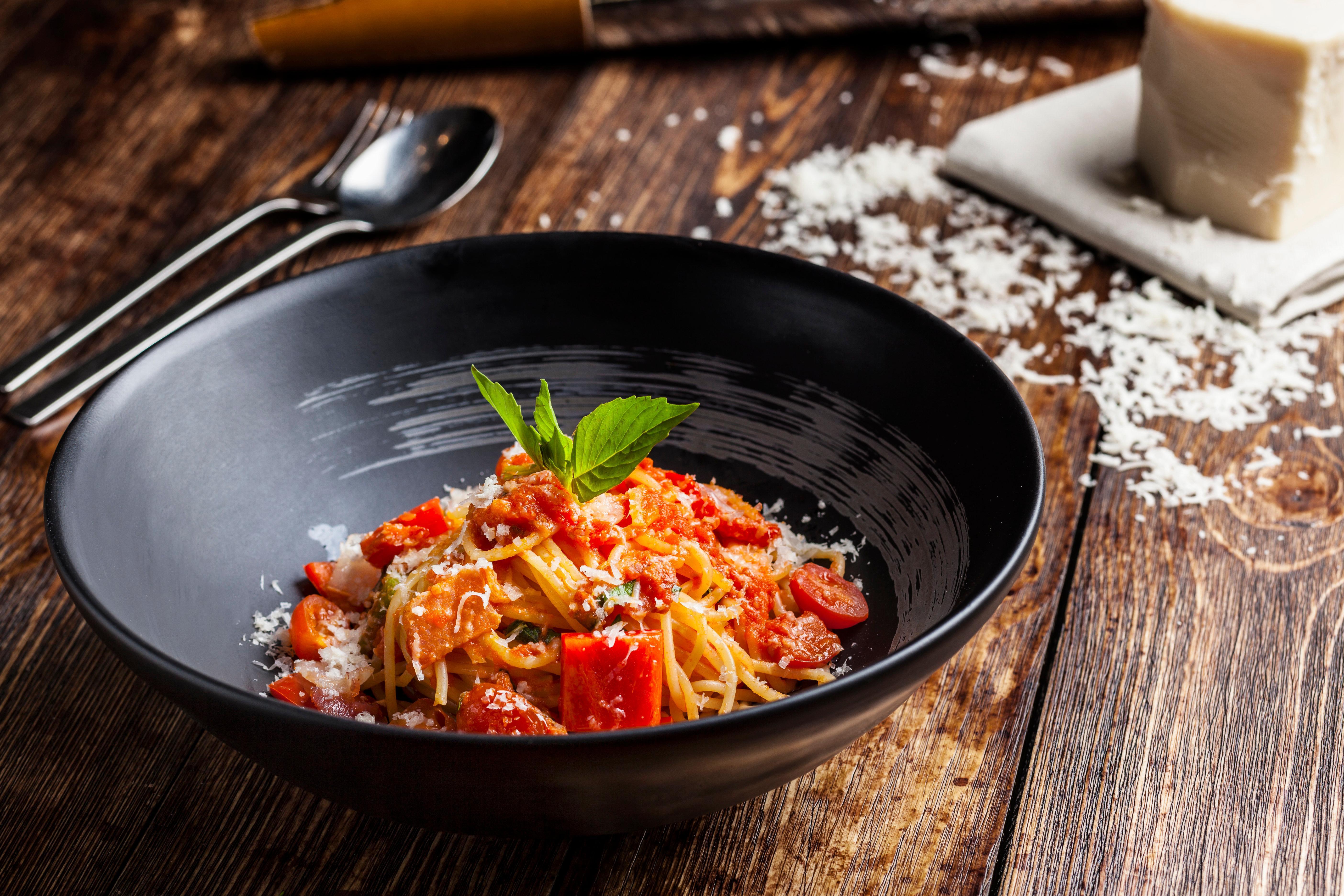 Hotel Indigo Bangkok Wireless Road By Ihg Екстериор снимка Pasta with tomato sauce