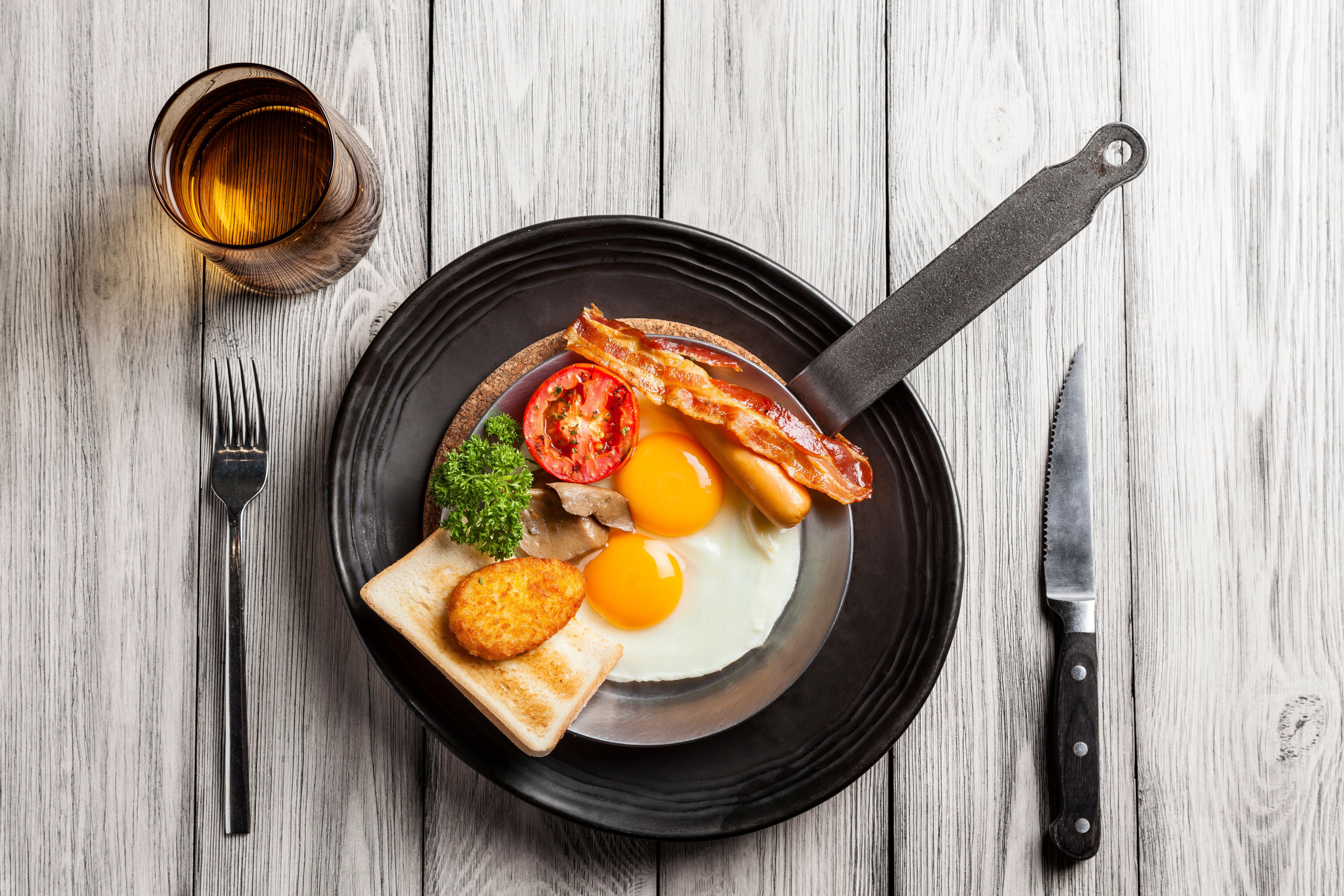 Hotel Indigo Bangkok Wireless Road By Ihg Екстериор снимка English breakfast