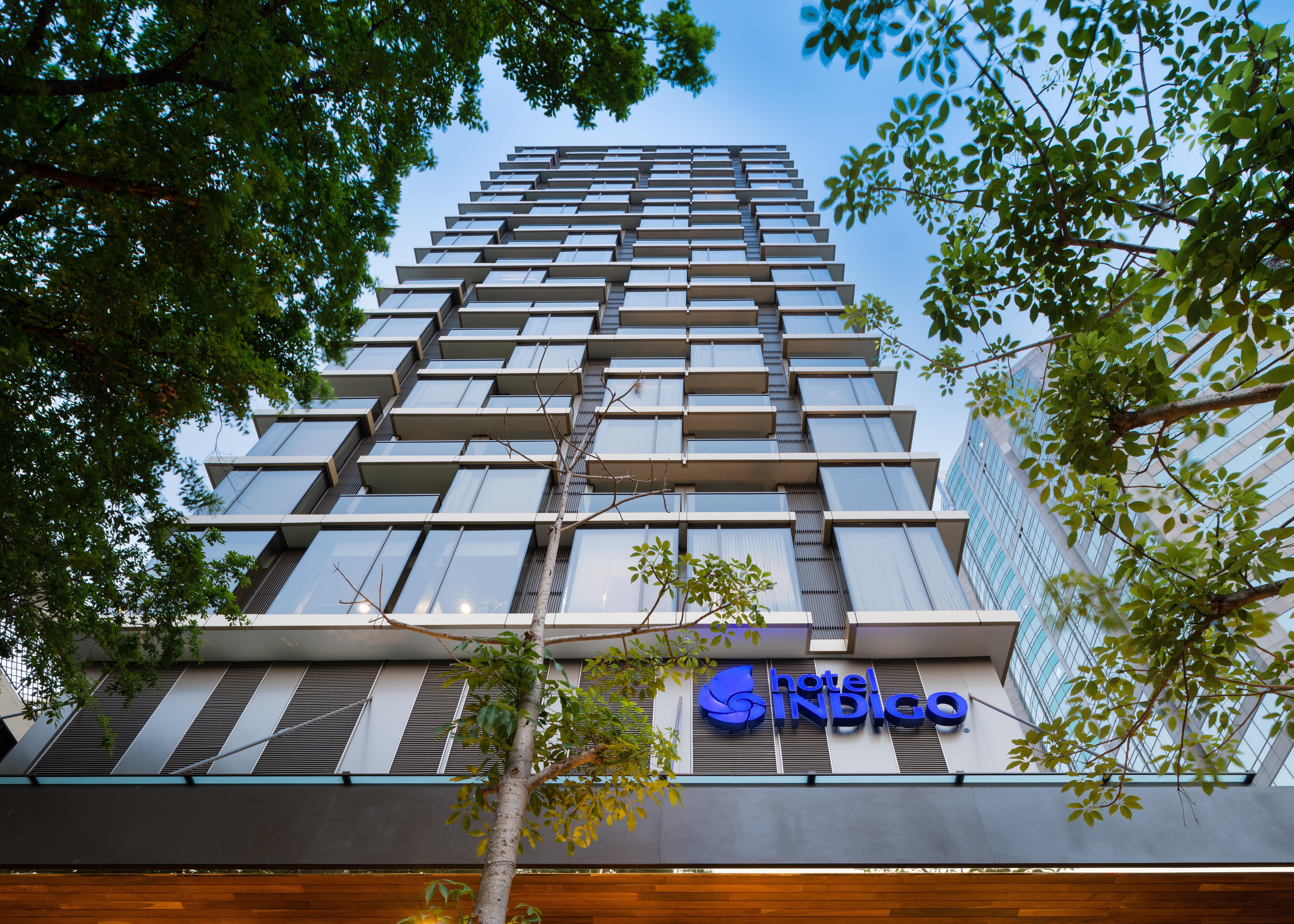 Hotel Indigo Bangkok Wireless Road By Ihg Екстериор снимка